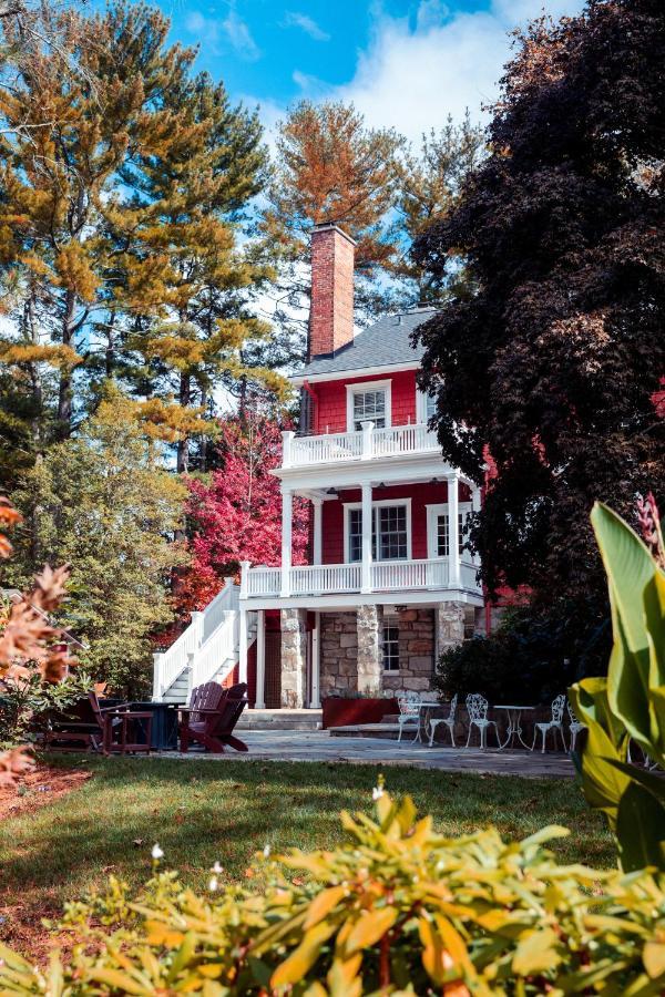 The Applewood Manor Bed & Breakfast Asheville Exterior photo