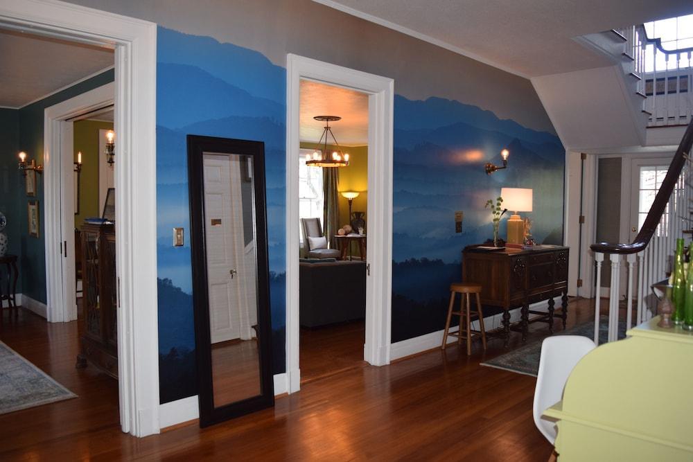 The Applewood Manor Bed & Breakfast Asheville Exterior photo