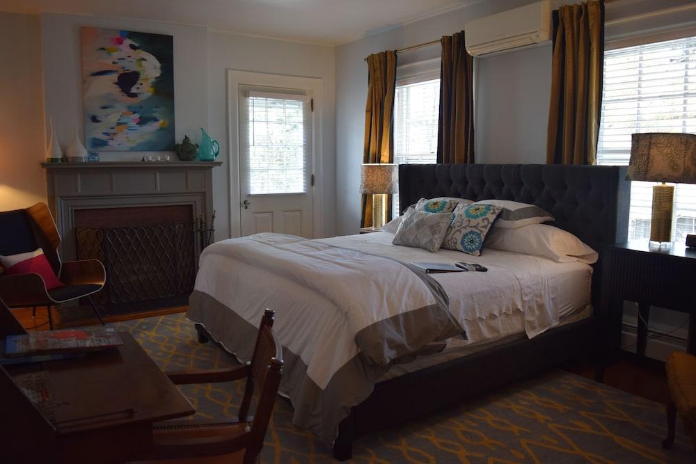 The Applewood Manor Bed & Breakfast Asheville Exterior photo